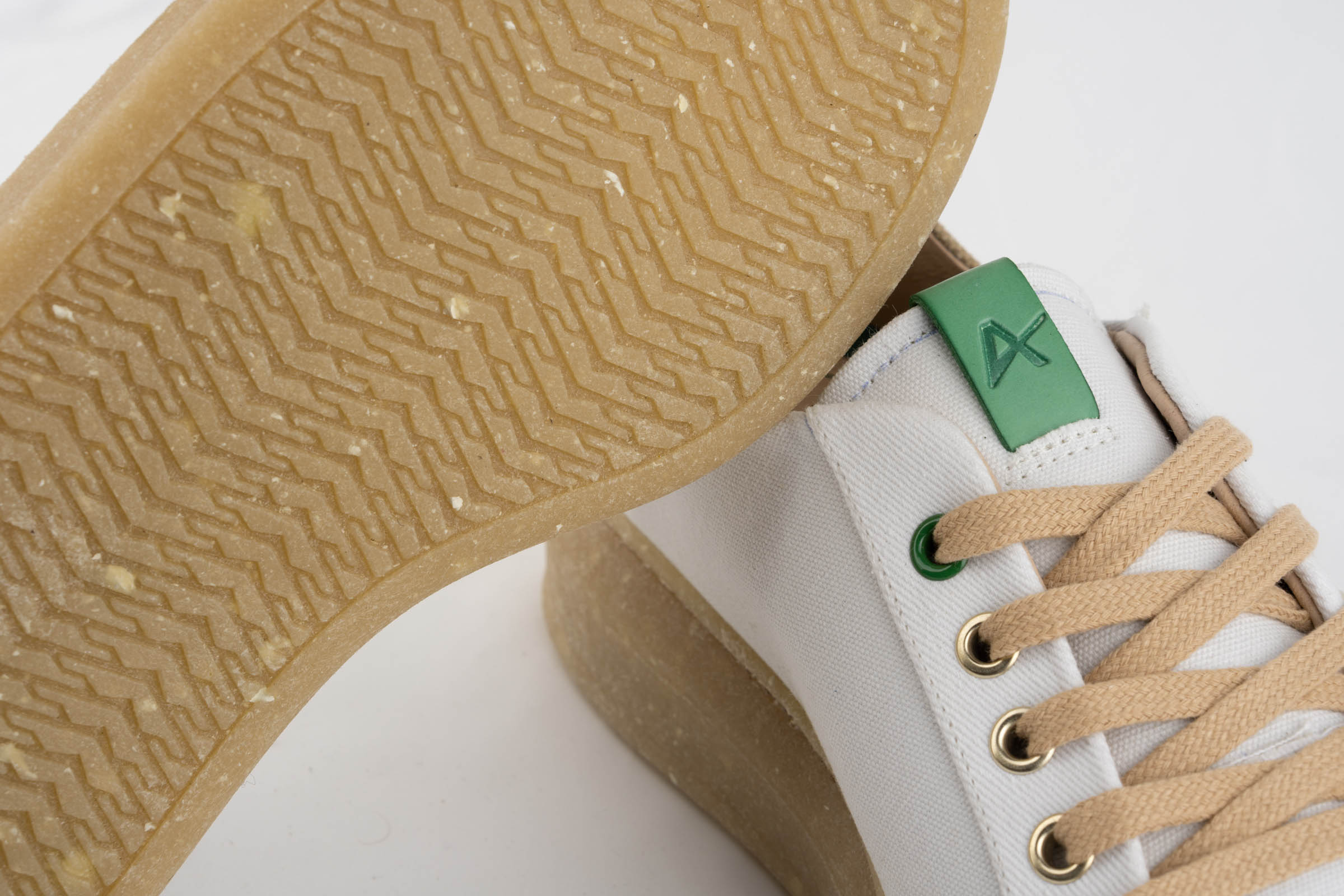 detalle suela calzado vegano reciclaje